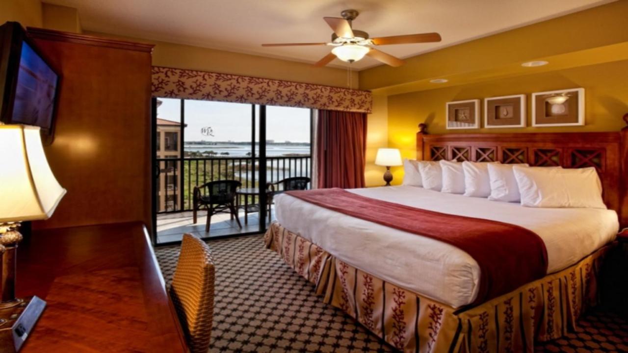 Stunning Condo Near Universal Studios Williamsburg Εξωτερικό φωτογραφία